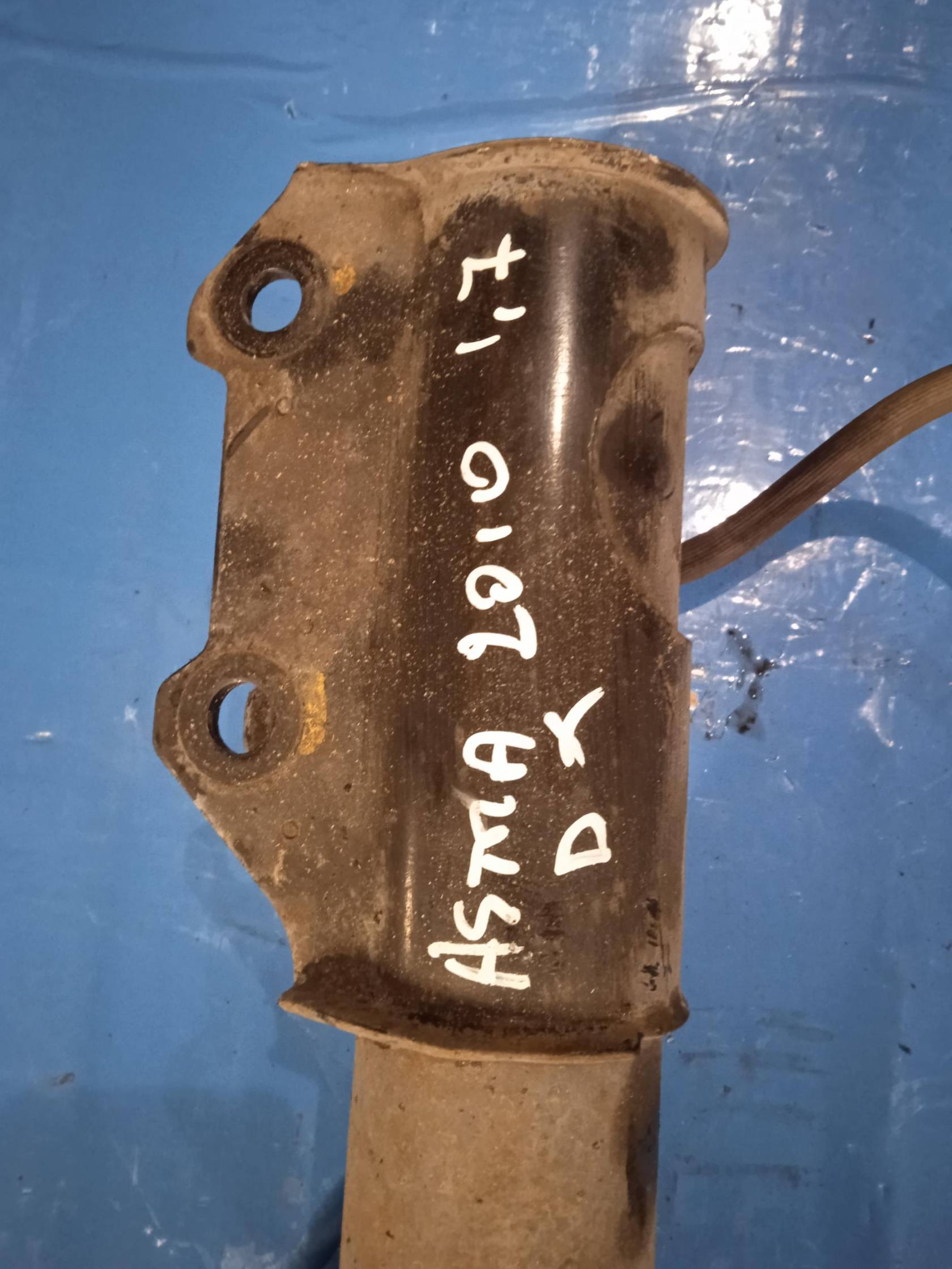 Ammortizzatore ant. dx.